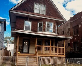 Building Photo - 935 N Massasoit Ave