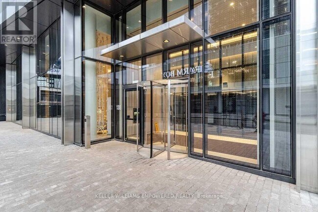 Building Photo - 138 Downes St