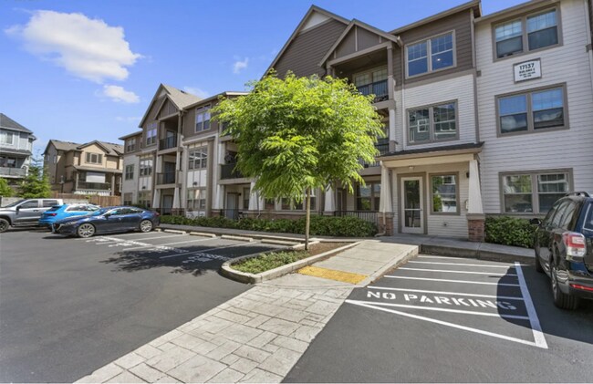 Building Photo - This Fantastic One-Level Condo is Located ...