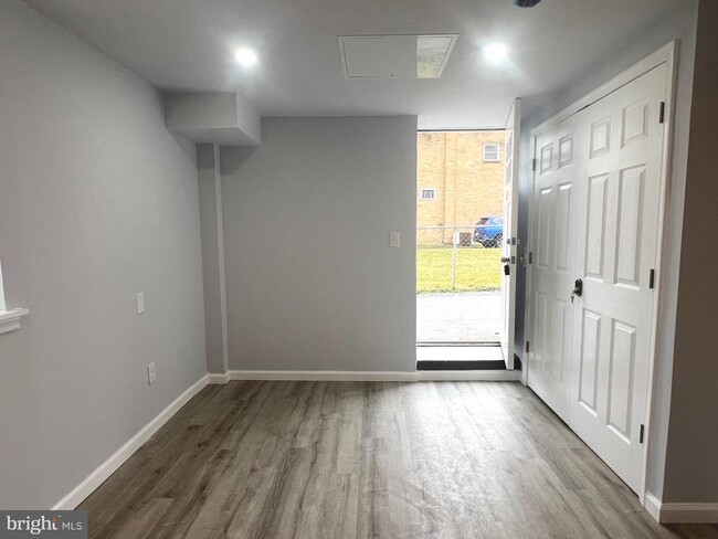 Building Photo - 5130 Pennell Rd