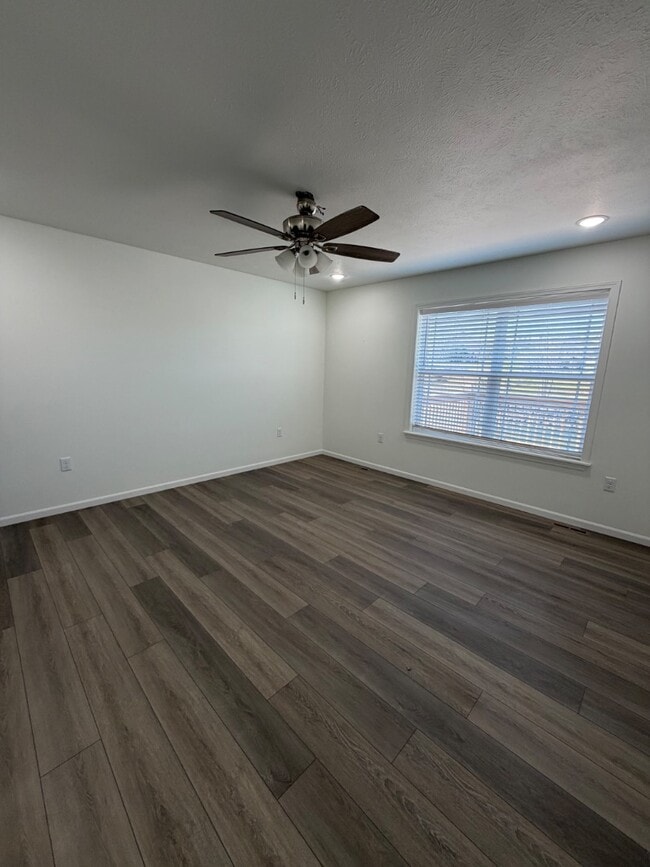 Building Photo - 188 E Sunset Cove Ln