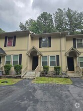 Building Photo - 3606 Medical Dr