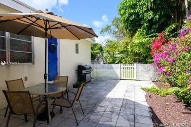 Foto del edificio - 531 NE 10th Ave