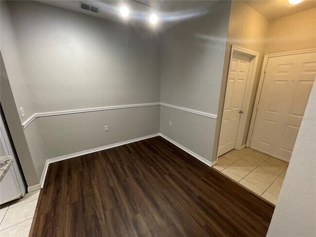 Building Photo - 8136 Claire Ann Dr