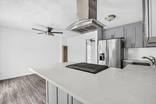 Foto del edificio - 3901 E 11th St