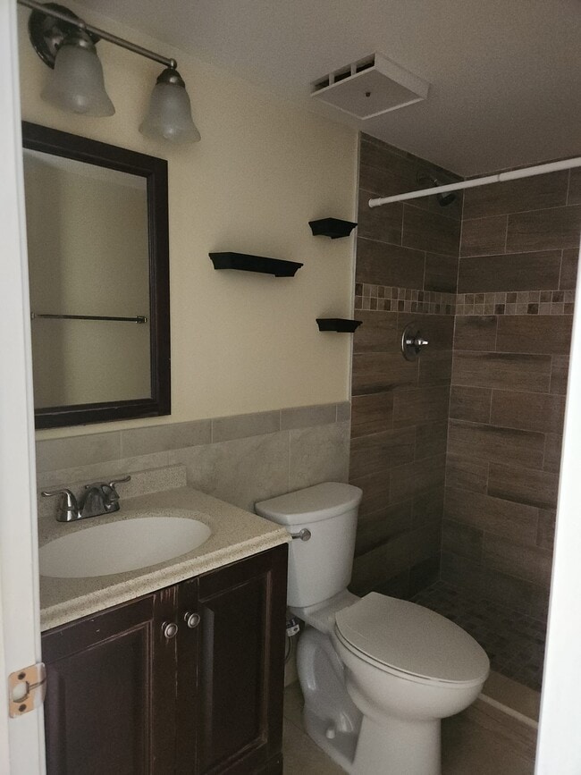 Photo - 3766 N University Dr Townhome