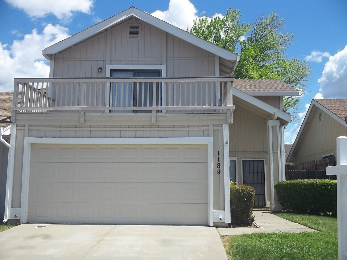 Foto principal - 1189 Greenhill Drive, Roseville