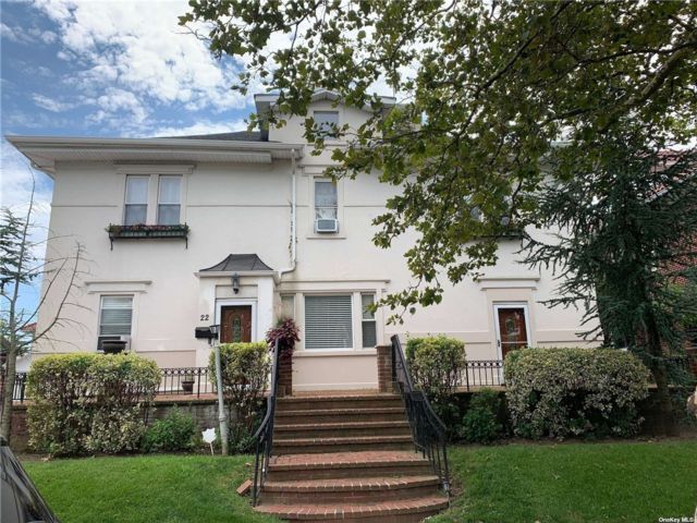 Foto principal - 22 W Walnut St