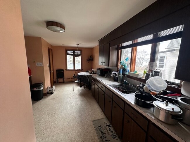 Photo - 91 Waverly St Apartment