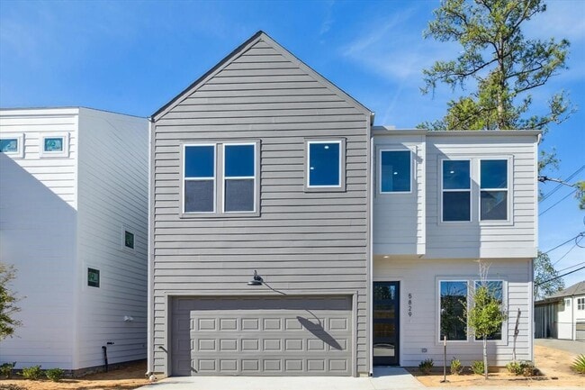 Building Photo - 5817 Mansfield St