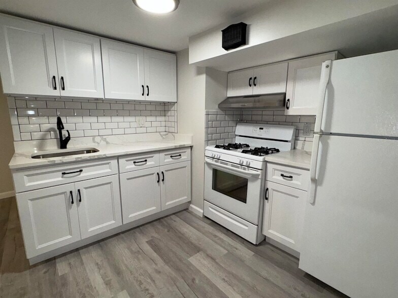 Foto principal - 7307 Park Ave