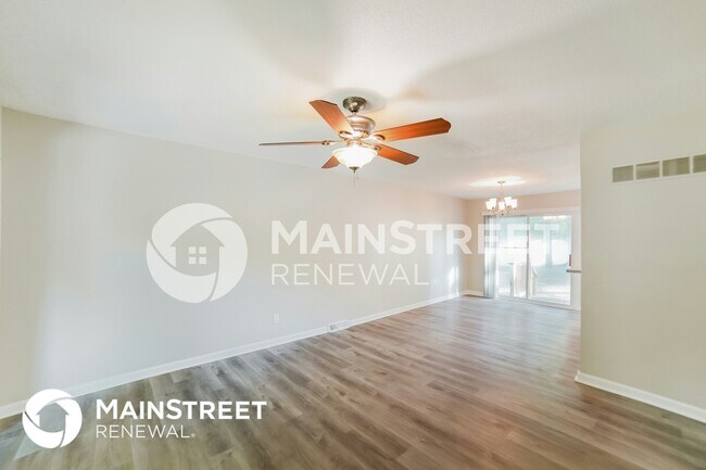 Foto del edificio - 816 NW Buckingham Pl