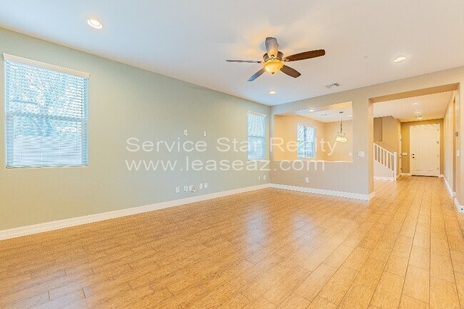 Building Photo - 2944 W Westland Rd