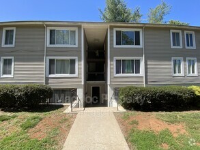 Building Photo - 111 Berry St