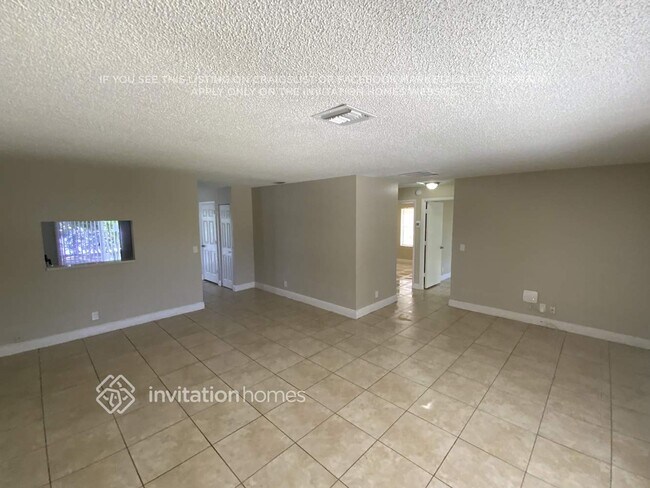 Foto del edificio - 6098 Westfall Rd