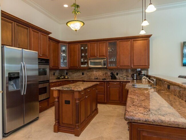 Foto del edificio - 3419 Beacon St