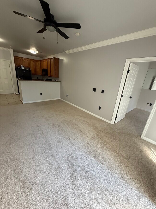 Foto del edificio - 15620 Everglade Ln