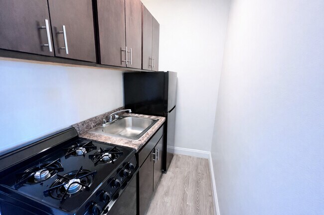 Foto del edificio - 839 W Sheridan Rd
