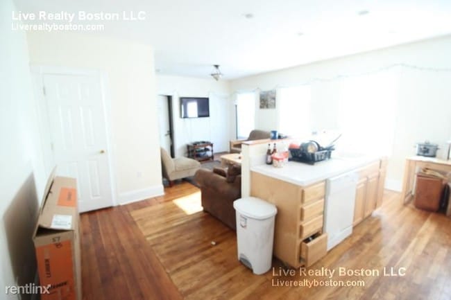 Building Photo - 57 Adamson St