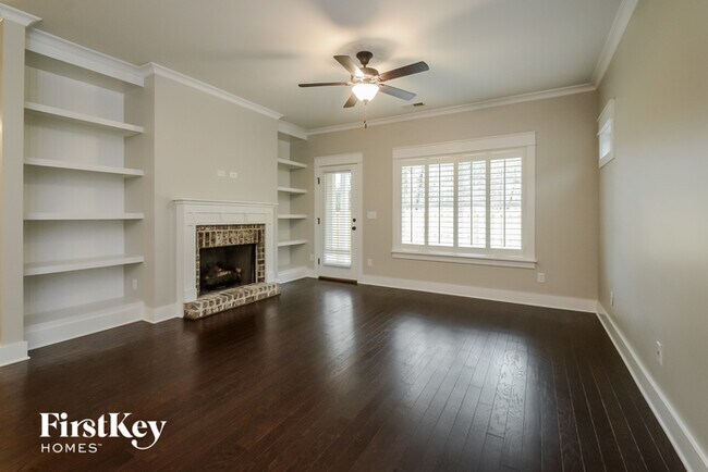 Foto del edificio - 1441 Valley Trace