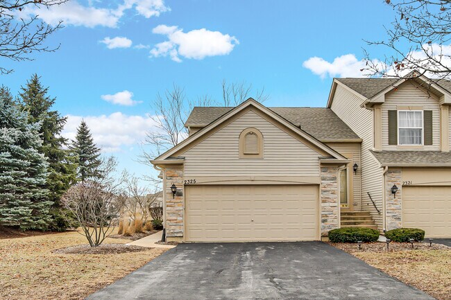 Foto del edificio - 2325 Summerlin Dr