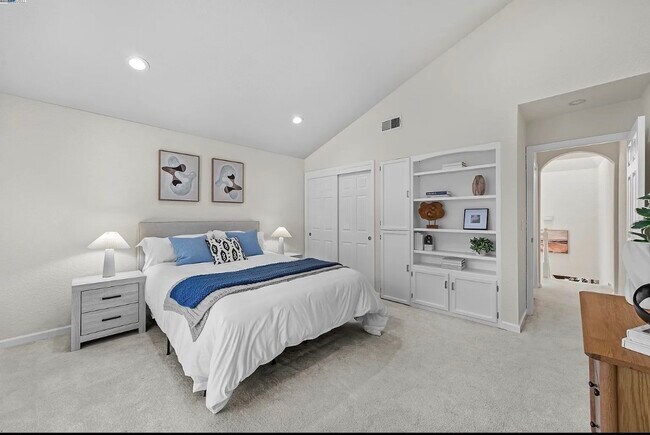 Foto del edificio - 163 Gladys Ave