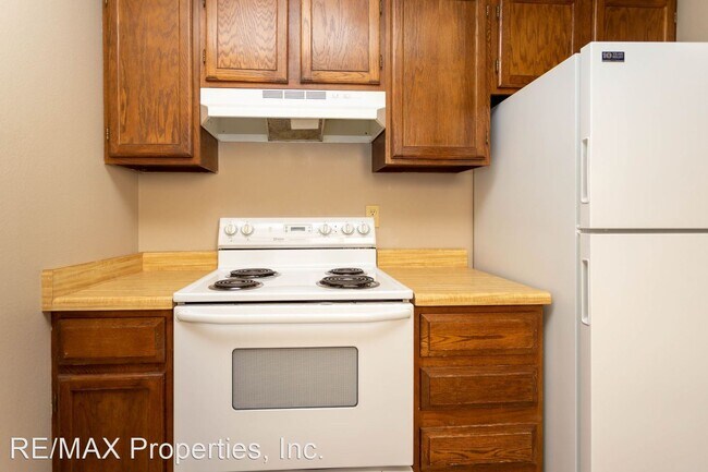 Foto del edificio - 2 br, 1 bath House - 5421 Fiesta Lane