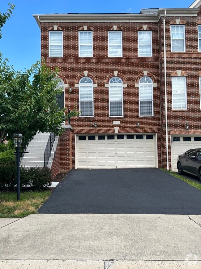 Apartments For Rent in Stone Ridge, VA 1 Rentals