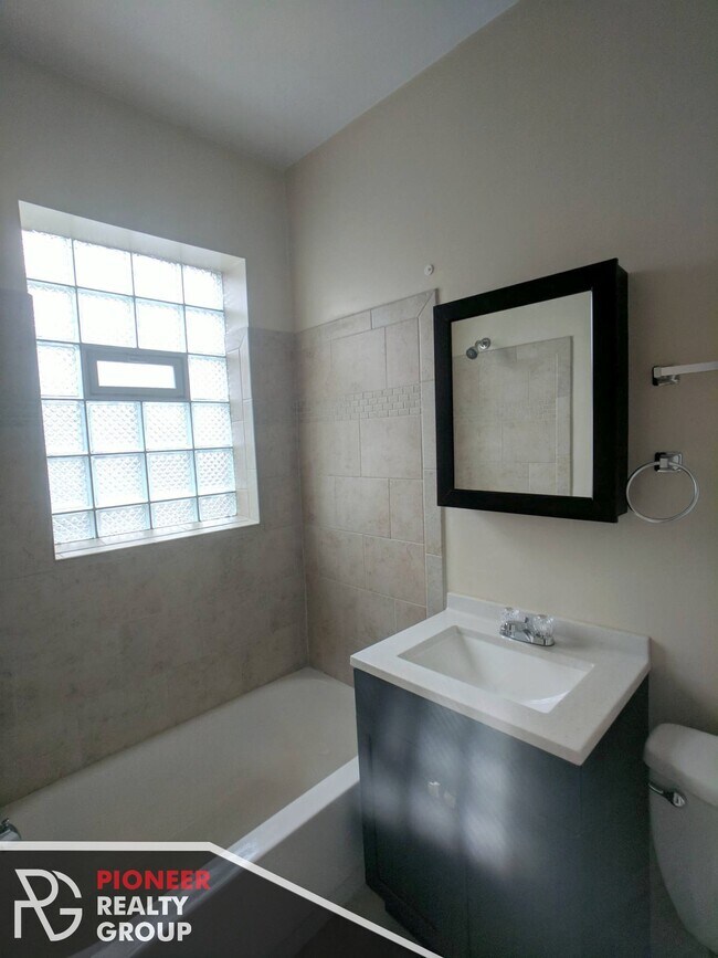 Foto del edificio - 2842 N Orchard St