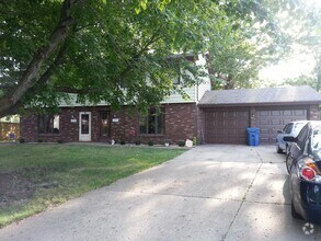 Building Photo - 4159 Pickfair Rd