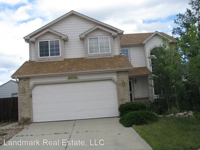 Foto del edificio - 5 br, 4 bath House - 8668 Chancellor Drive