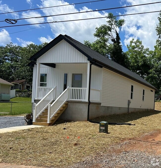 Building Photo - 1417 Floyd St