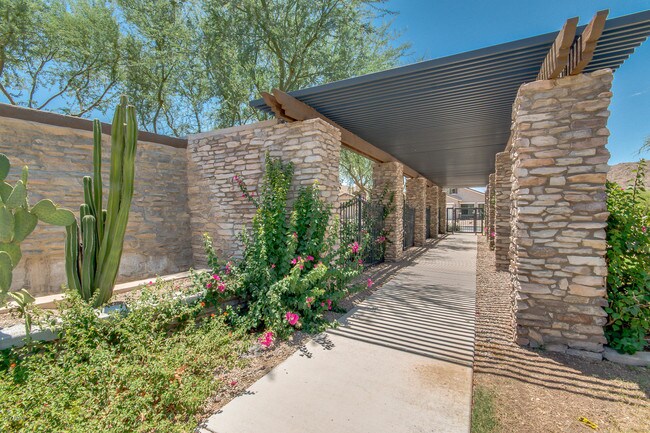 Building Photo - 32236 Echo Canyon Rd
