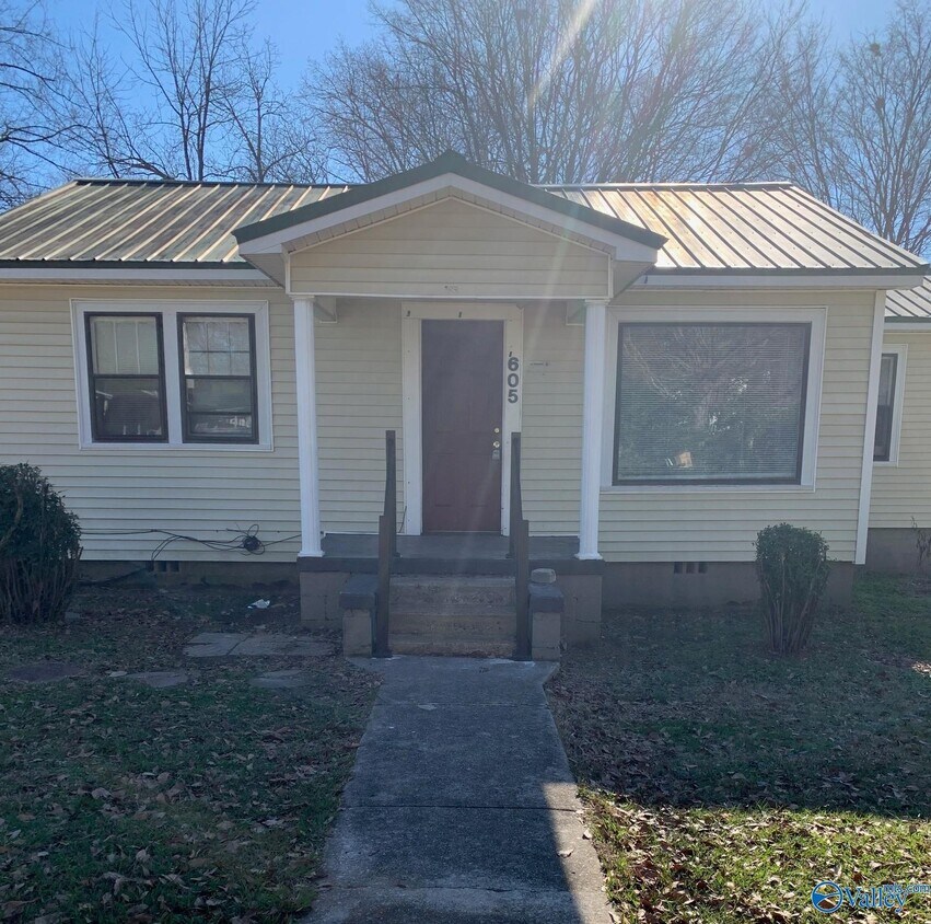 Foto principal - 605 6th St