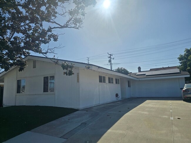 Photo - 14441 Purdy St. House