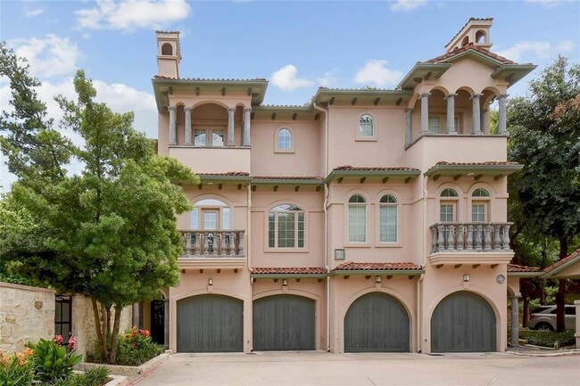 Building Photo - 1529 Barton Springs Rd