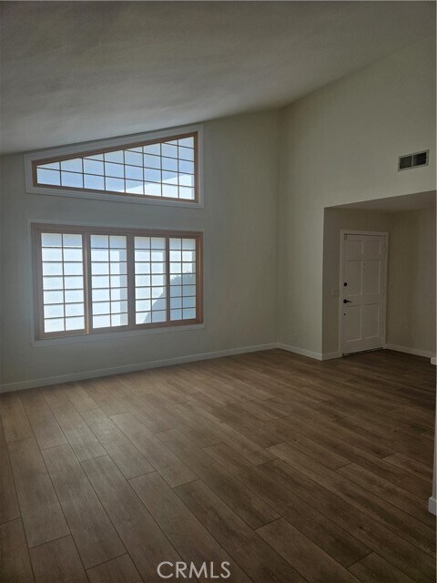 Foto del edificio - 6801 Glen Dr