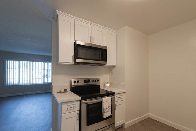 Foto del interior - MAGNOLIA WEST APARTMENTS- RIVERSIDE, CA