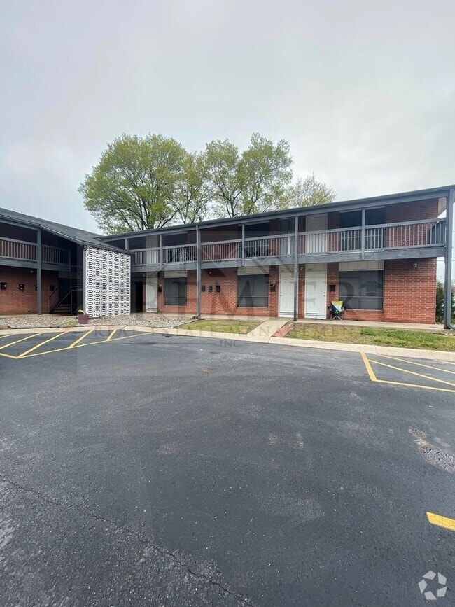 Building Photo - 6007 Barton Ave