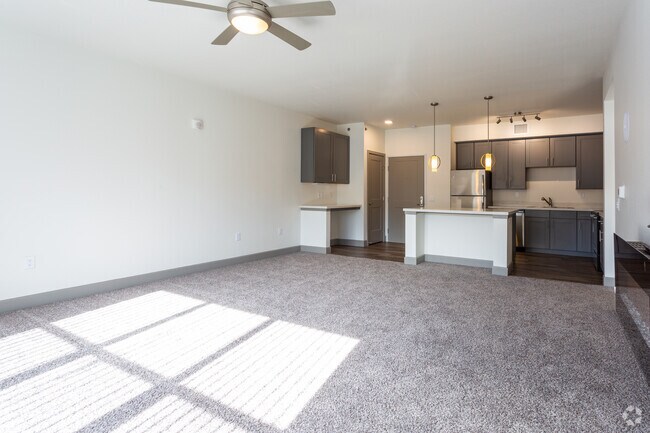 Enchanted Springs Apartments Colorado Springs Co Apartments Com