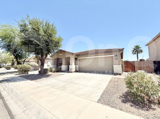 Building Photo - 4691 E Longhorn St