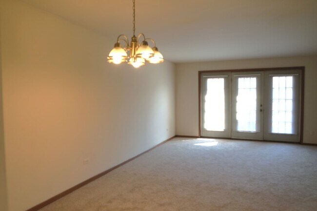 Building Photo - 4120 Williamsburg Ct