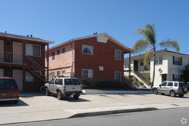 Swiss Chalet Apartments San Go Ca 1571 Oliver Ave Swiss Chalet Apartments