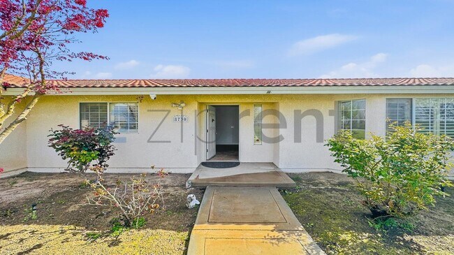 Foto del edificio - 8730 S East Ave