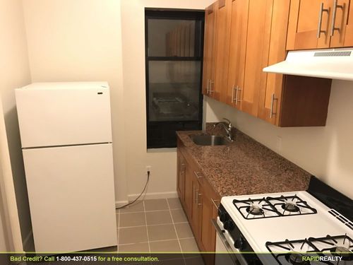 Primary Photo - 128 Marine Ave