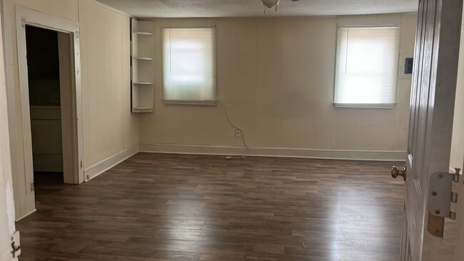 Foto del edificio - 312 Earnie Ln