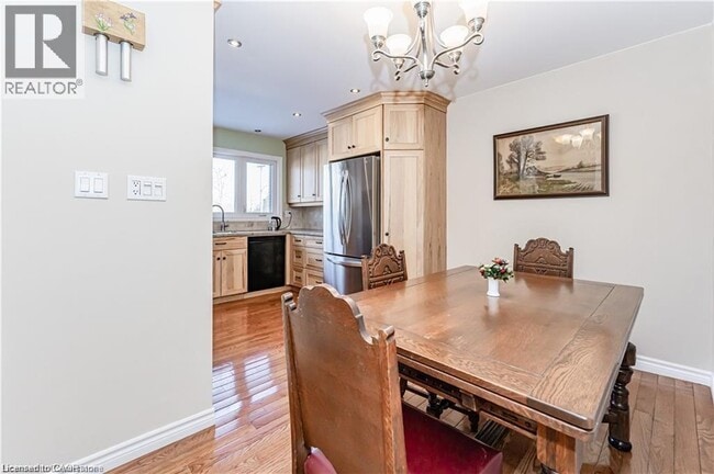 Building Photo - 15 Greenbrook Dr