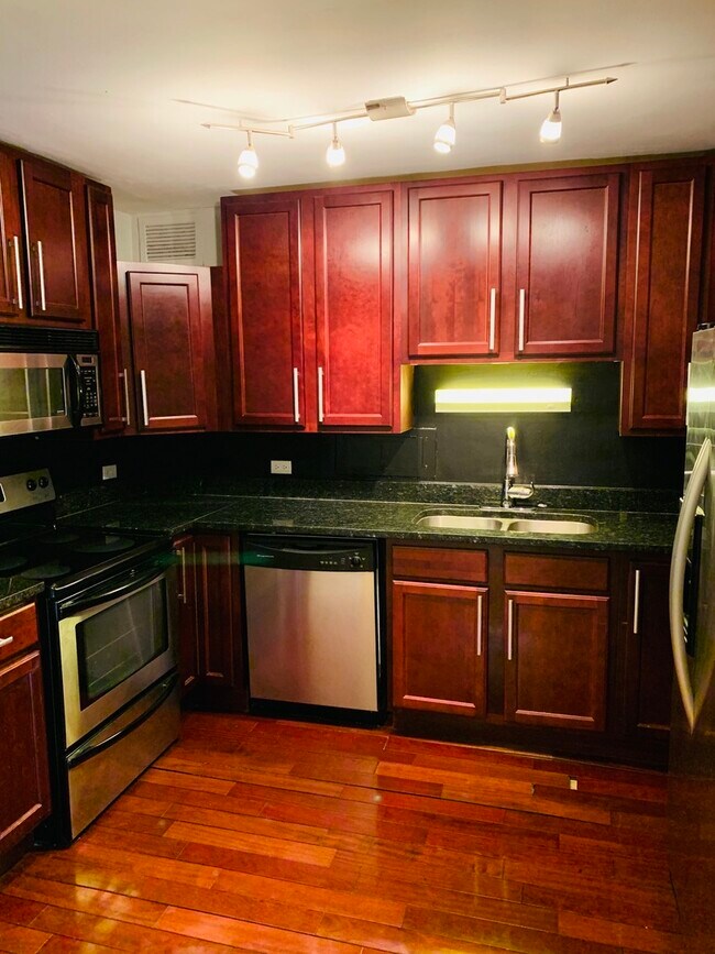 Foto del edificio - 6157 N Sheridan Rd