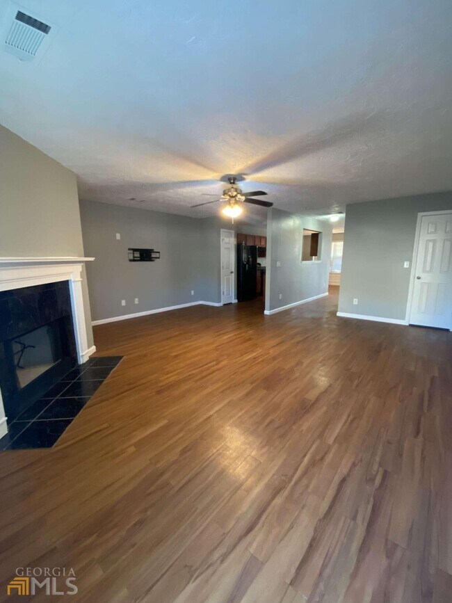 Building Photo - 2807 Vining Ridge Terrace