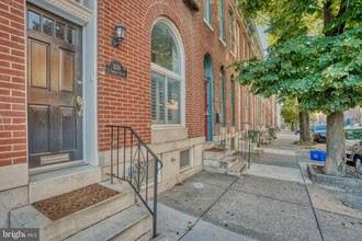 Building Photo - 1236 S Charles St